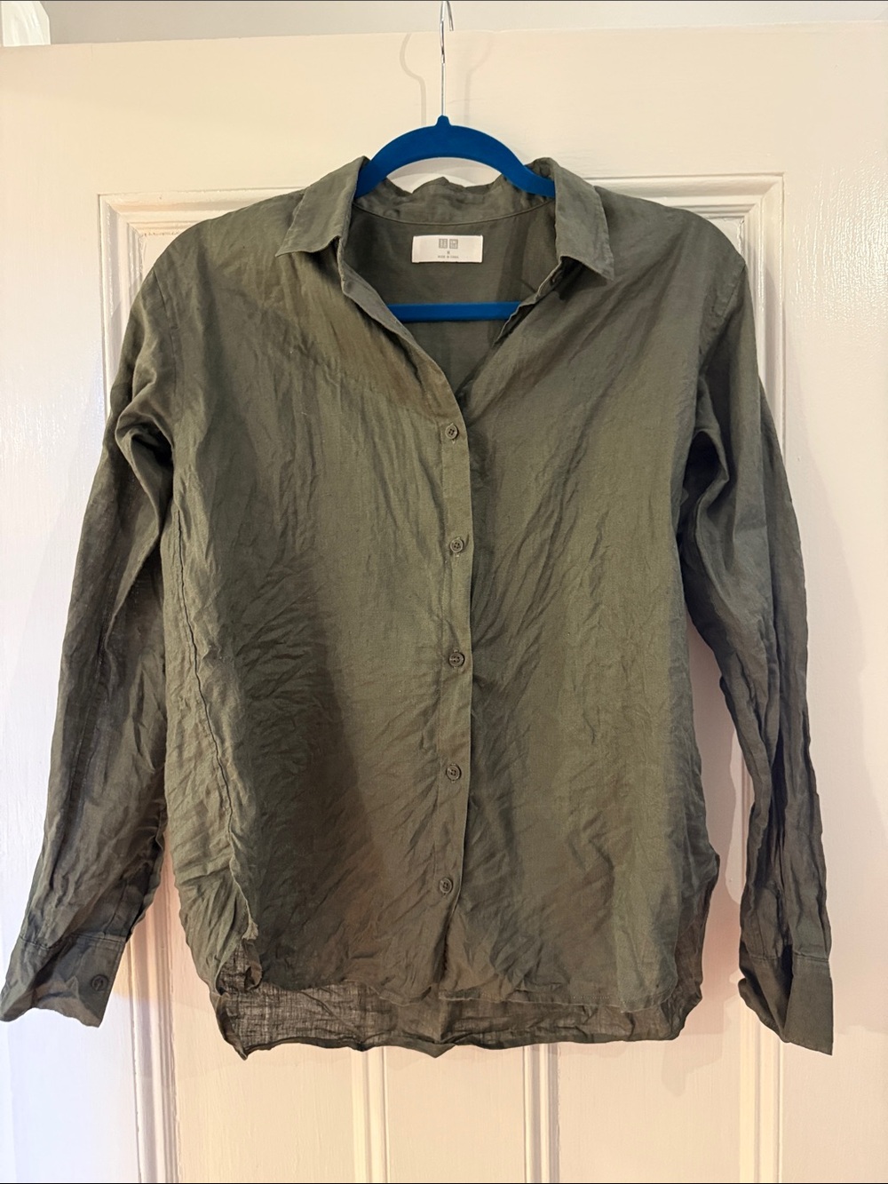 Uniqlo 100 percent linen Olive Green Button-Down Shirt medium women’s